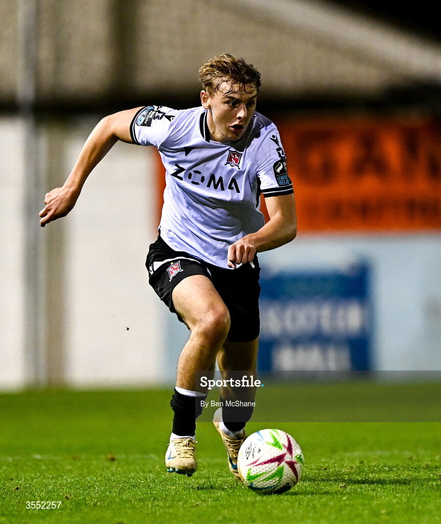 28 August 2026; Ronan Teahan of Dundalk during the SSE Airtricity Men’s Premier Division match between Drogheda United and Dundalk at Sullivan & Lambe Park in Drogheda, Louth. Photo by Ben McShane/Sportsfile