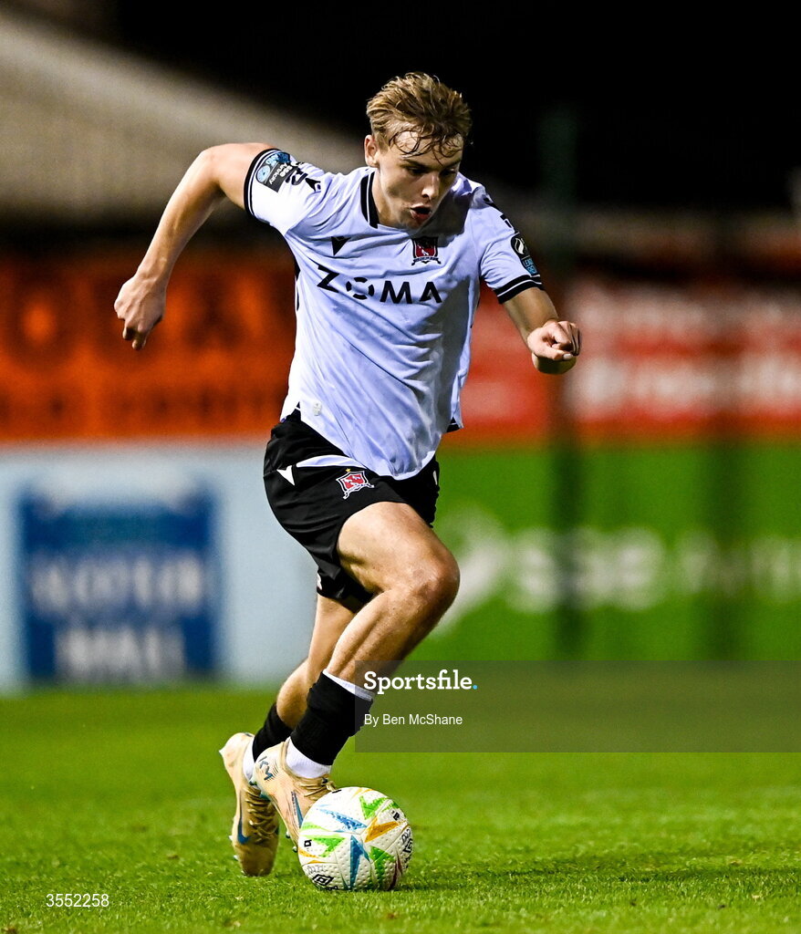 28 August 2026; Ronan Teahan of Dundalk during the SSE Airtricity Men’s Premier Division match between Drogheda United and Dundalk at Sullivan & Lambe Park in Drogheda, Louth. Photo by Ben McShane/Sportsfile