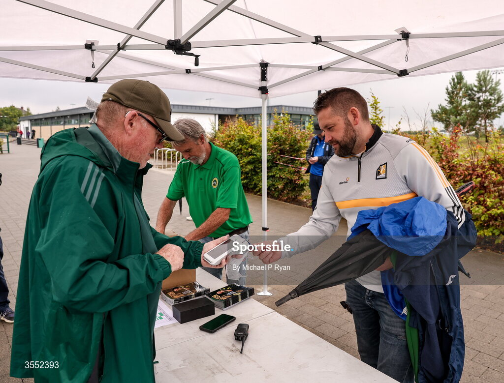 29 August 2026; Supporters arrive before the FAI National League Group 3 match between CK United and Newbridge Town at SETU Sports Complex in Carlow. Photo by Michael P Ryan/Sportsfile