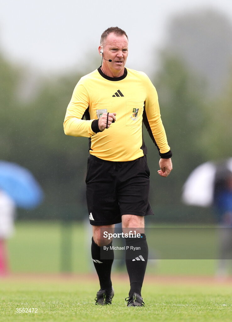29 August 2026; Referee Patrick Sinnott during the FAI National League Group 3 match between CK United and Newbridge Town at SETU Sports Complex in Carlow. Photo by Michael P Ryan/Sportsfile