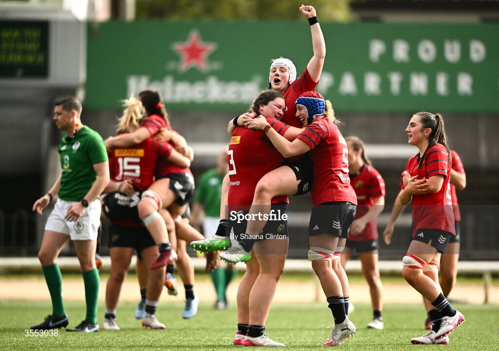 29 August 2026; Munster players, including Eilís Cahill, centre left, and Beth Buttimer, centre right, celebrate after the Vodafone Womens Interprovincial Championship final match between Munster and Leinster at Dexcom Stadium in Galway. Photo by Shauna Clinton/Sportsfile