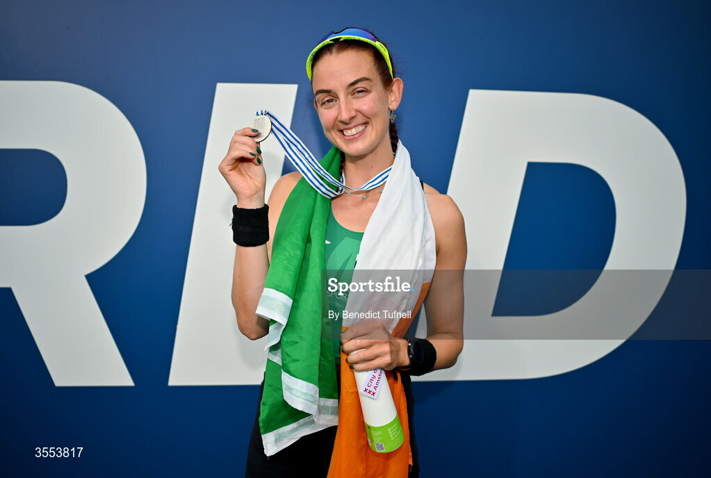 30 August 2026; Fiona Murtagh of Ireland celebrates with her silver medal after the Women's Single Sculls Final A during the 2026 World Rowing Championships at Bosbaan in Amsterdam, Netherlands. Photo by Benedict Tufnell/Sportsfile