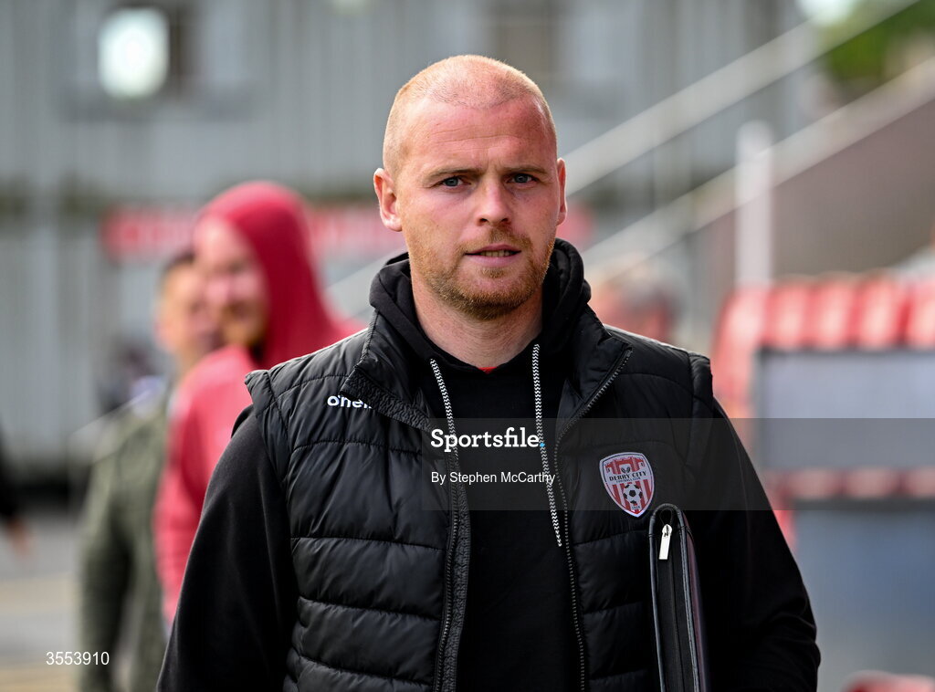 30 August 2026; Interim manager Mark Connolly before the SSE Airtricity Men’s Premier Division match between Derry City and Shamrock Rovers at The Ryan McBride Brandywell Stadium in Derry. Photo by Stephen McCarthy/Sportsfile