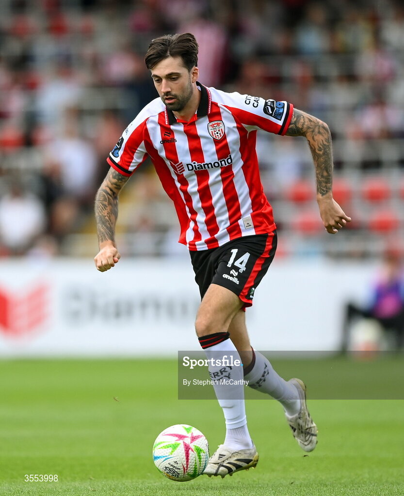 30 August 2026; Ellis Chapman of Derry City during the SSE Airtricity Men’s Premier Division match between Derry City and Shamrock Rovers at The Ryan McBride Brandywell Stadium in Derry. Photo by Stephen McCarthy/Sportsfile