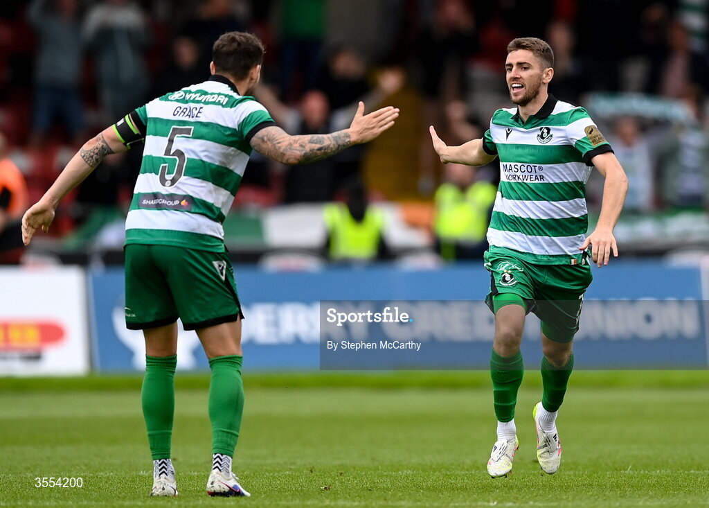 30 August 2026; Dylan Watts of Shamrock Rovers, right, celerates with teammate Lee Grace after scoring his side's third goal during the SSE Airtricity Men’s Premier Division match between Derry City and Shamrock Rovers at The Ryan McBride Brandywell Stadium in Derry. Photo by Stephen McCarthy/Sportsfile