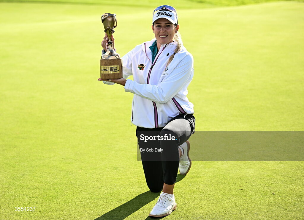 30 August 2026; Casandra Alexander of South Africa with the trophy after winning the 2026 KPMG Women’s Irish Open Golf Championship at The K Club in Straffan, Kildare. Photo by Seb Daly/Sportsfile