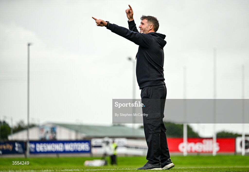 30 August 2026; Shamrock Rovers manager Stephen Bradley  during the SSE Airtricity Men’s Premier Division match between Derry City and Shamrock Rovers at The Ryan McBride Brandywell Stadium in Derry. Photo by Stephen McCarthy/Sportsfile