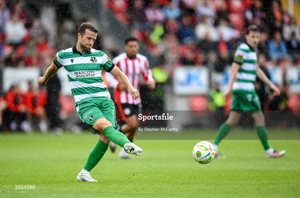 30 August 2026; Adam Matthews of Shamrock Rovers during the SSE Airtricity Men’s Premier Division match between Derry City and Shamrock Rovers at The Ryan McBride Brandywell Stadium in Derry. Photo by Stephen McCarthy/Sportsfile