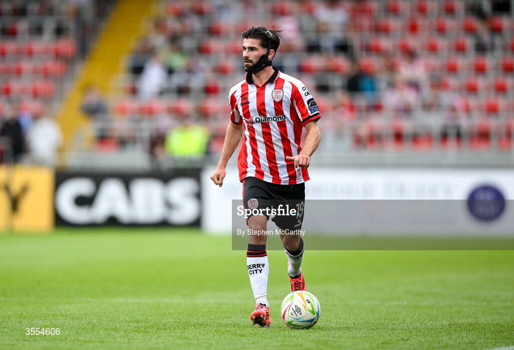 30 August 2026; Brandon Fleming of Derry City during the SSE Airtricity Men’s Premier Division match between Derry City and Shamrock Rovers at The Ryan McBride Brandywell Stadium in Derry. Photo by Stephen McCarthy/Sportsfile
