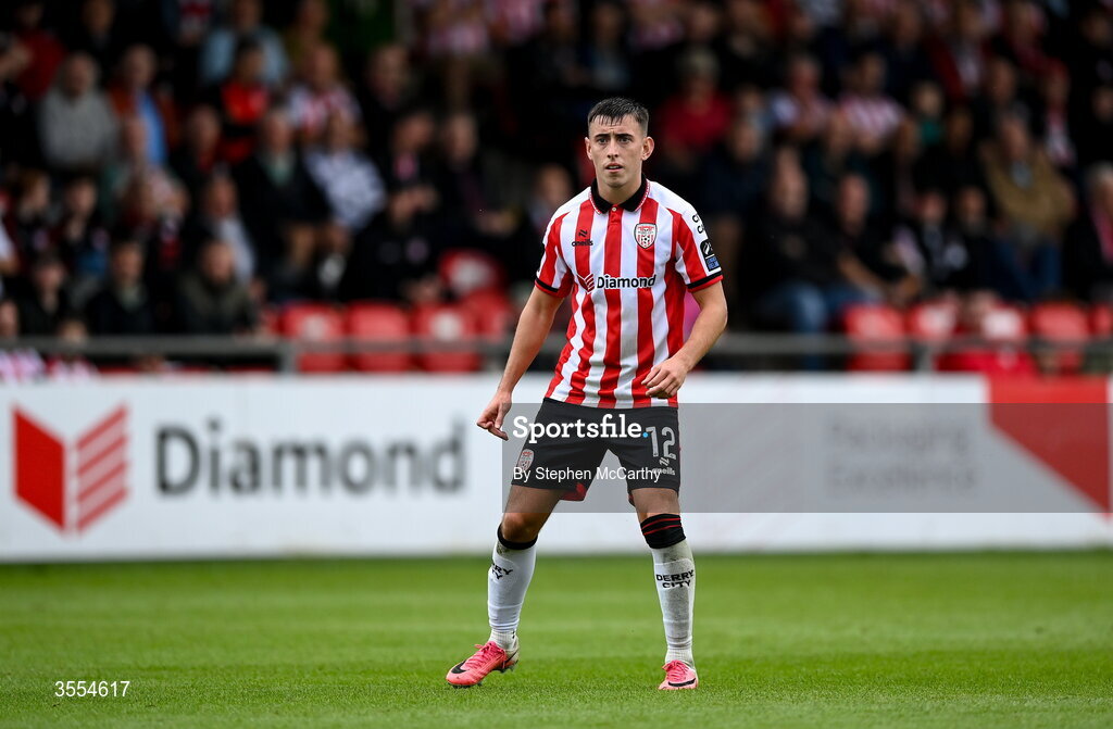 30 August 2026; Darragh Burns of Derry City during the SSE Airtricity Men’s Premier Division match between Derry City and Shamrock Rovers at The Ryan McBride Brandywell Stadium in Derry. Photo by Stephen McCarthy/Sportsfile