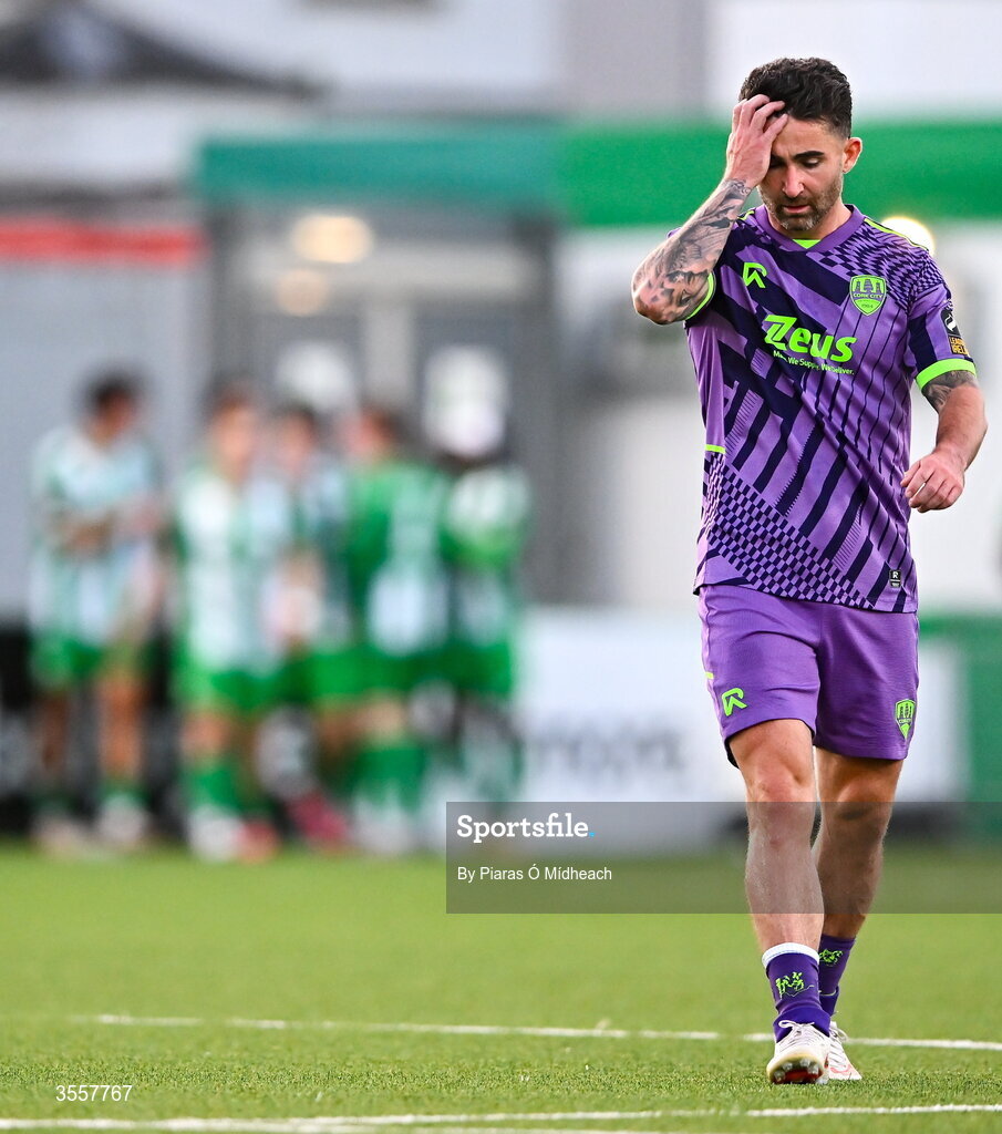 4 September 2026; Seani Maguire of Cork City rects after Bray Wanderers scored the first goal of the match during the SSE Airtricity Men’s First Division match between Bray Wanderers and Cork City at the Carlisle Grounds in Bray, Wicklow. Photo by Piaras Ó Mídheach/Sportsfile