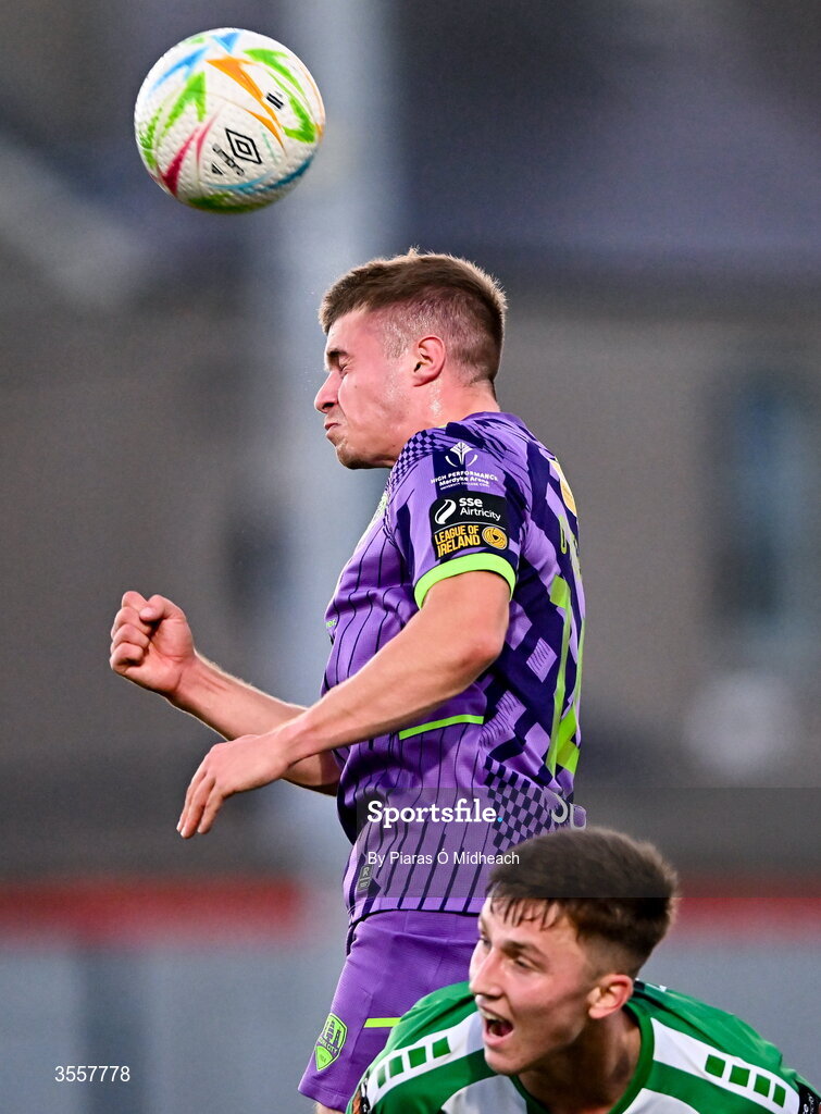 4 September 2026; Niall O'Keeffe of Cork City in action against Richard Ferizaj of Bray Wanderers during the SSE Airtricity Men’s First Division match between Bray Wanderers and Cork City at the Carlisle Grounds in Bray, Wicklow. Photo by Piaras Ó Mídheach/Sportsfile