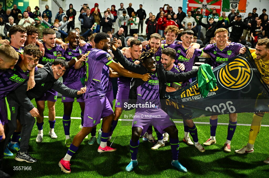 4 September 2026; Cork City celebrate after winning the SSE Airtricity Men’s First Division title after the drawn SSE Airtricity Men’s First Division match between Bray Wanderers and Cork City at the Carlisle Grounds in Bray, Wicklow. Photo by Piaras Ó Mídheach/Sportsfile