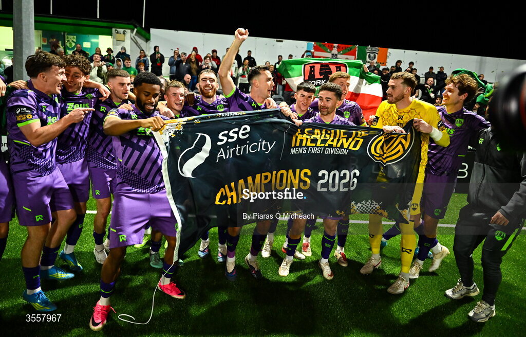 4 September 2026; Cork City celebrate after winning the SSE Airtricity Men’s First Division title after the drawn SSE Airtricity Men’s First Division match between Bray Wanderers and Cork City at the Carlisle Grounds in Bray, Wicklow. Photo by Piaras Ó Mídheach/Sportsfile