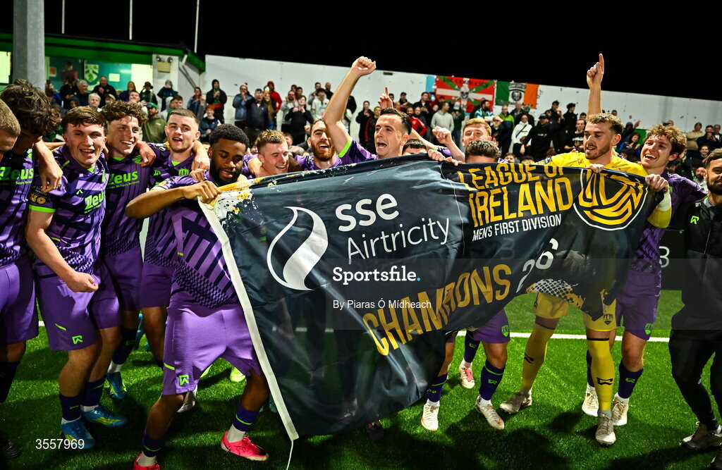 4 September 2026; Cork City celebrate after winning the SSE Airtricity Men’s First Division title after the drawn SSE Airtricity Men’s First Division match between Bray Wanderers and Cork City at the Carlisle Grounds in Bray, Wicklow. Photo by Piaras Ó Mídheach/Sportsfile