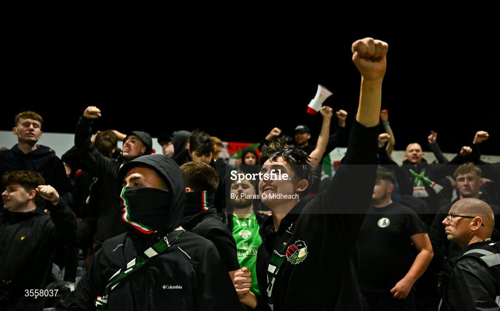 4 September 2026; Cork City supporters celebrate after winning the SSE Airtricity Men’s First Division title after their drawn SSE Airtricity Men’s First Division match between Bray Wanderers and Cork City at the Carlisle Grounds in Bray, Wicklow. Photo by Piaras Ó Mídheach/Sportsfile