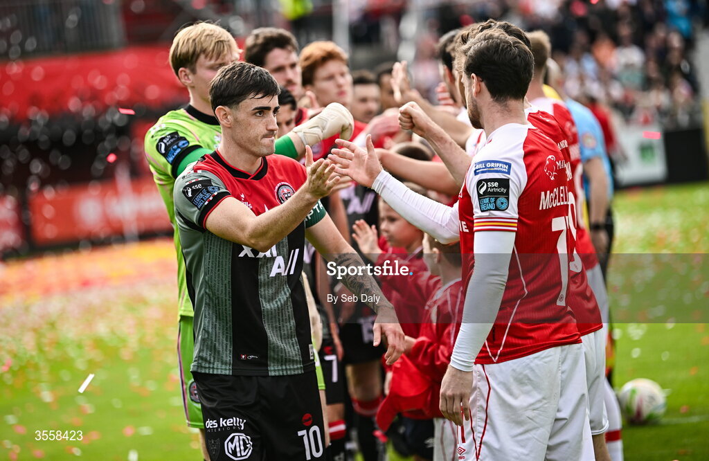 5 September 2026; Dawson Devoy of Bohemians shakes hands with Jason McClelland of St Patrick's Athletic before the Club Orange Men’s FAI Cup quarter-final match between St Patrick's Athletic and Bohemians at Richmond Park in Dublin. Photo by Seb Daly/Sportsfile