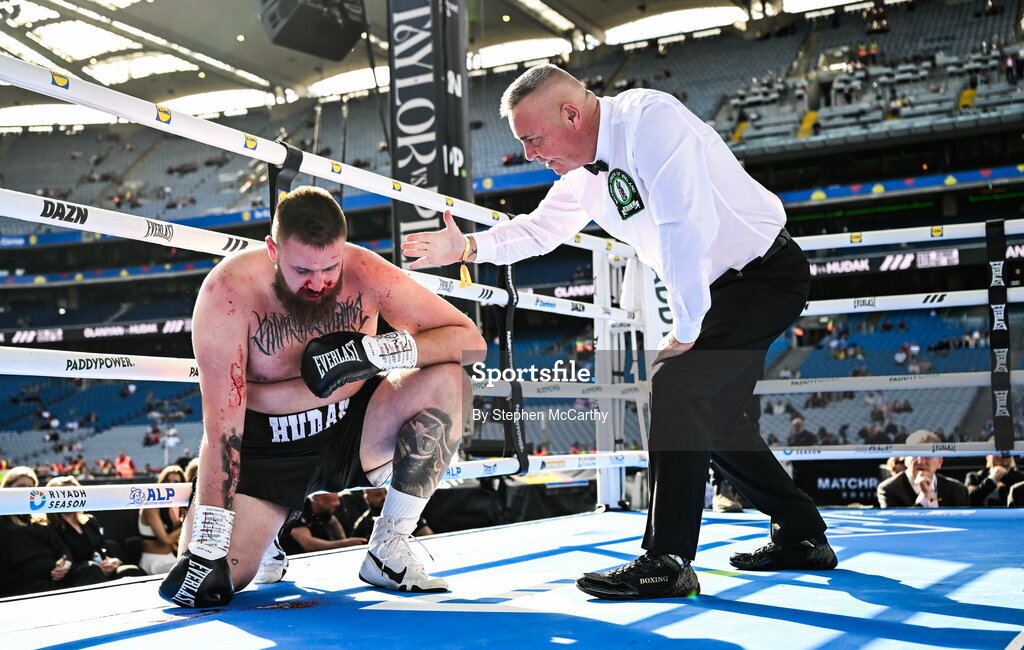 5 September 2026; Referee Emile Tiedt watches on Matej Hudak during his heavyweight bout with Adam Olaniyan at the Once Upon A Time fight night in Croke Park, Dublin. Photo by Stephen McCarthy/Sportsfile