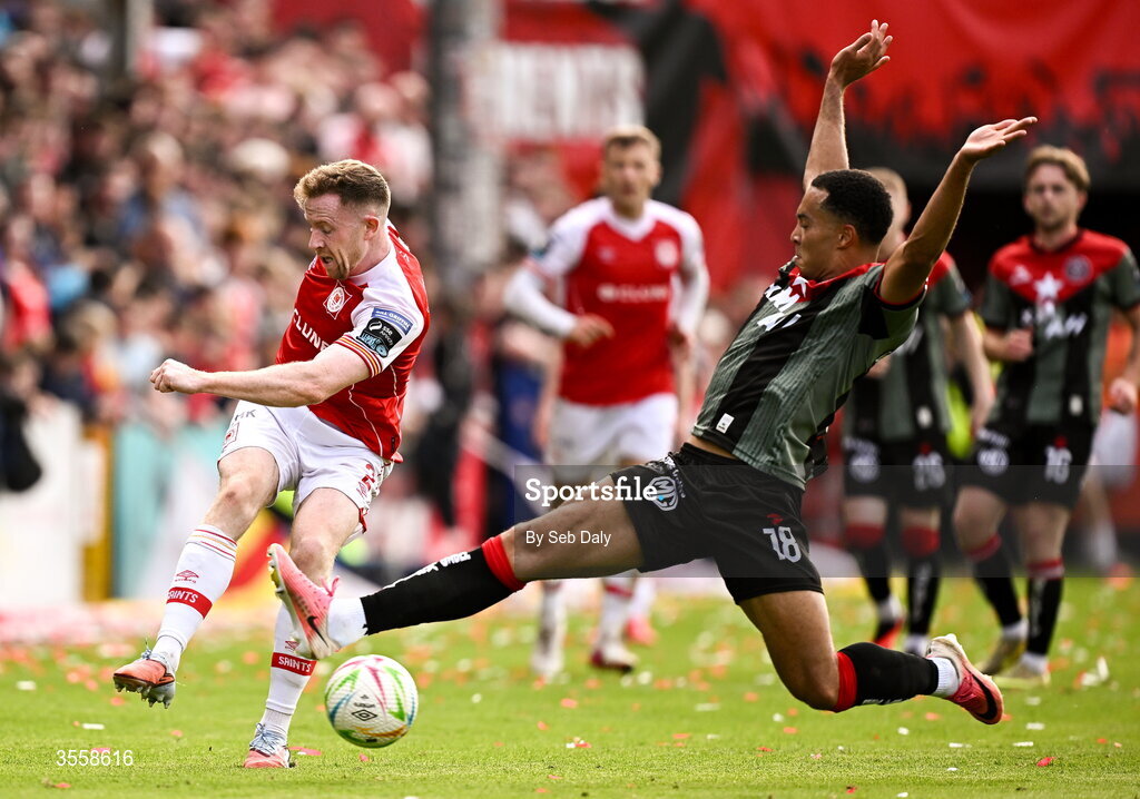 5 September 2026; Sean Hoare of St Patrick's Athletic in action against Douglas James-Taylor of Bohemians during the Club Orange Men’s FAI Cup quarter-final match between St Patrick's Athletic and Bohemians at Richmond Park in Dublin. Photo by Seb Daly/Sportsfile