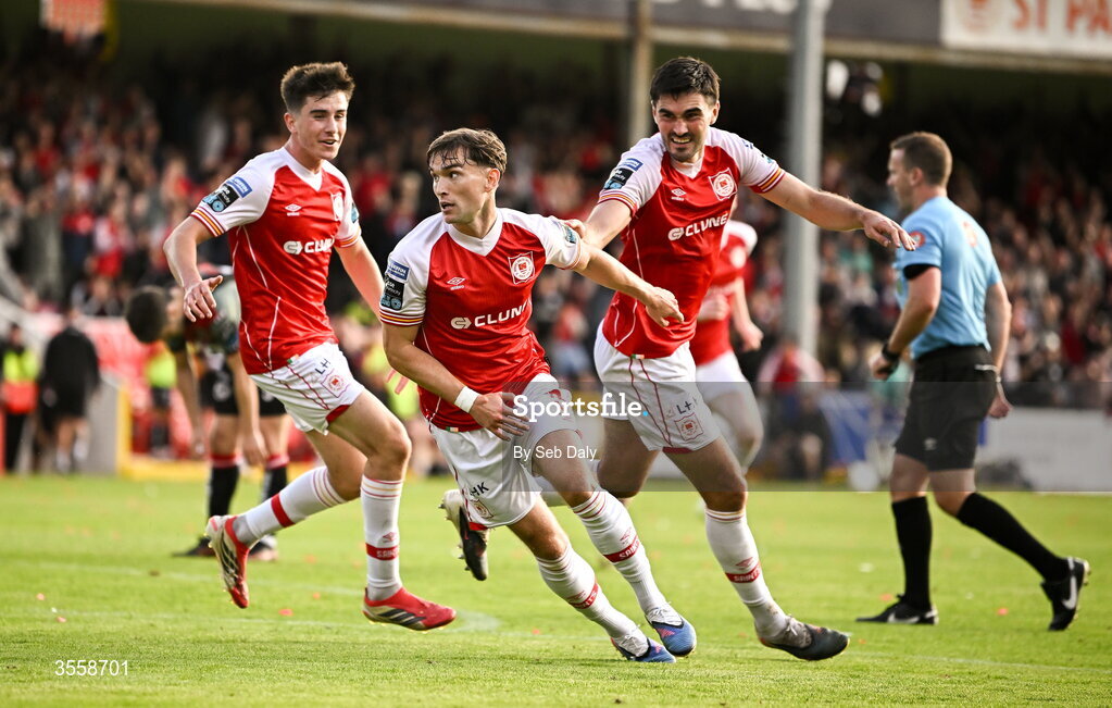 5 September 2026; Anto Breslin of St Patrick's Athletic, centre, celebrates with teammates after scoring their side's first goal during the Club Orange Men’s FAI Cup quarter-final match between St Patrick's Athletic and Bohemians at Richmond Park in Dublin. Photo by Seb Daly/Sportsfile