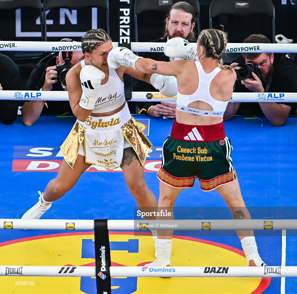 5 September 2026; Molly McCann, right, and Sylwia Doligala during their bantamweight bout at the Once Upon A Time fight night in Croke Park, Dublin. Photo by Piaras Ó Mídheach/Sportsfile