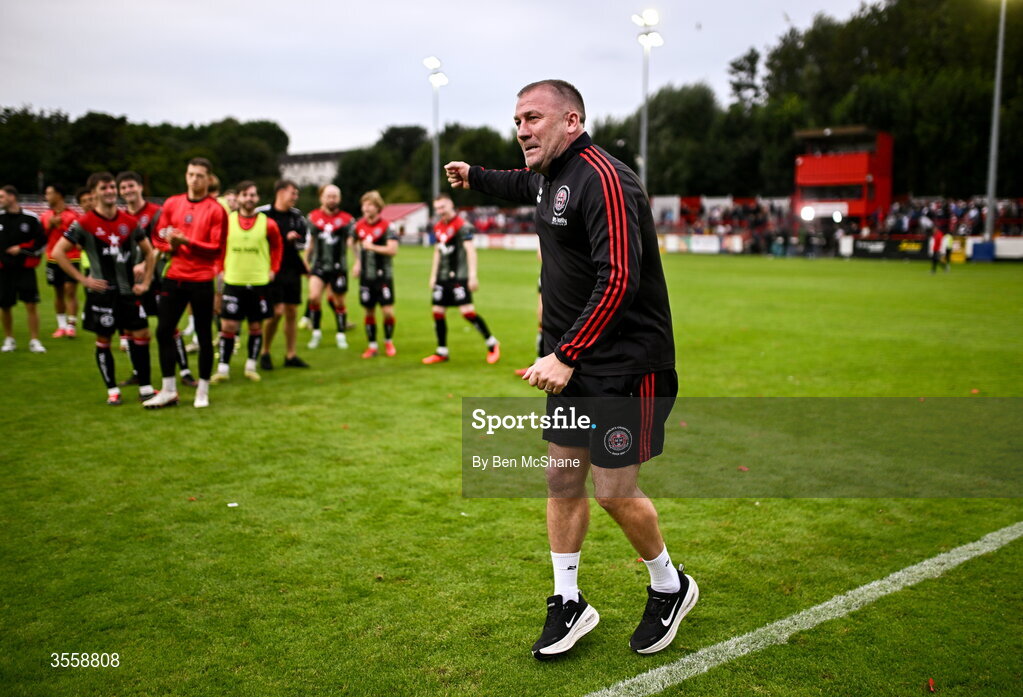 5 September 2026; Bohemians manager Alan Reynolds celebrates after the Club Orange Men’s FAI Cup quarter-final match between St Patrick's Athletic and Bohemians at Richmond Park in Dublin. Photo by Ben McShane/Sportsfile