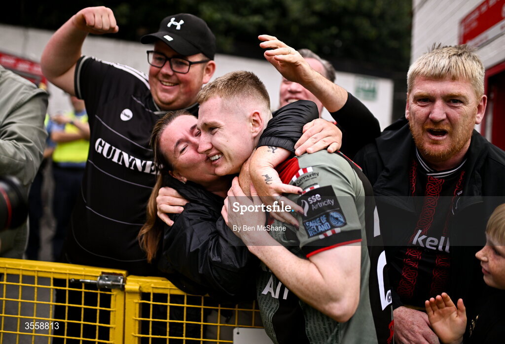 5 September 2026; Ross Tierney of Bohemians celebrates with supporters after the Club Orange Men’s FAI Cup quarter-final match between St Patrick's Athletic and Bohemians at Richmond Park in Dublin. Photo by Ben McShane/Sportsfile