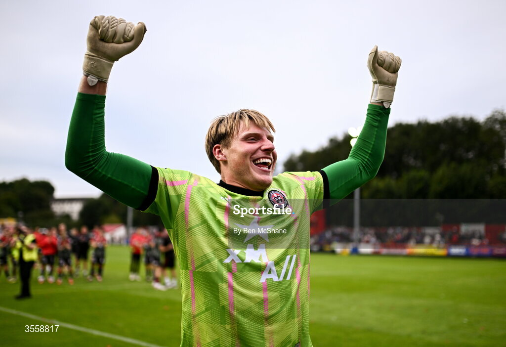 5 September 2026; Bohemians goalkeeper Paul Walters celebrates after the Club Orange Men’s FAI Cup quarter-final match between St Patrick's Athletic and Bohemians at Richmond Park in Dublin. Photo by Ben McShane/Sportsfile