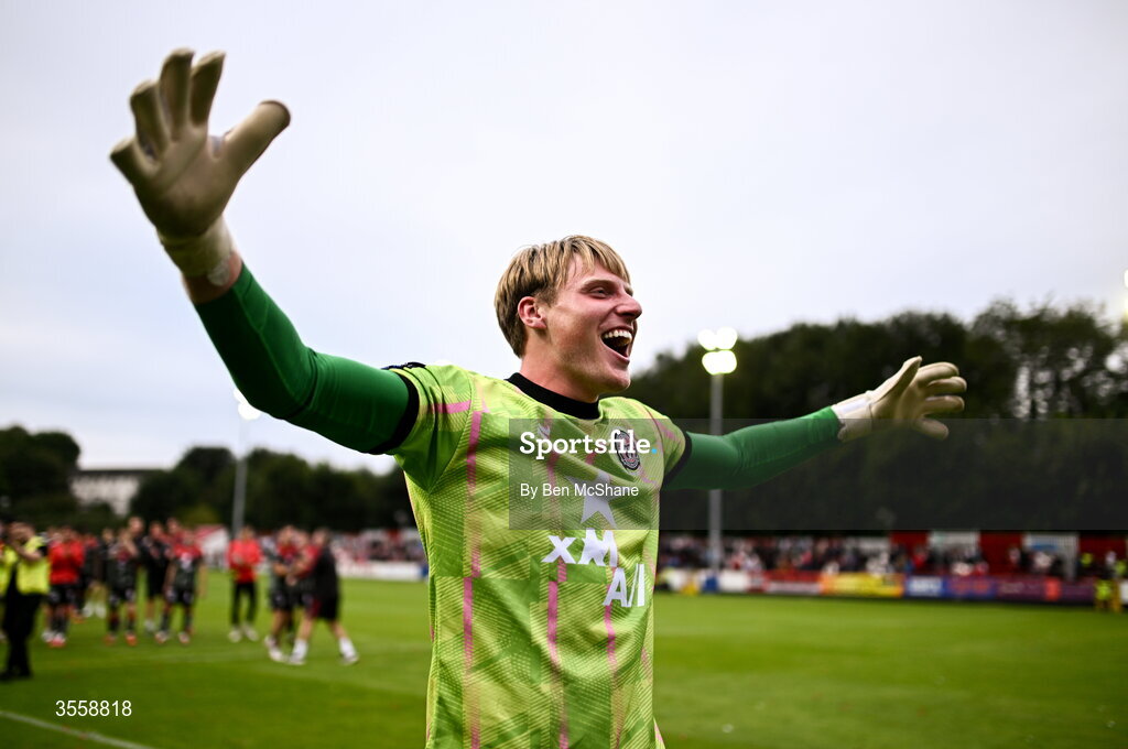 5 September 2026; Bohemians goalkeeper Paul Walters celebrates after the Club Orange Men’s FAI Cup quarter-final match between St Patrick's Athletic and Bohemians at Richmond Park in Dublin. Photo by Ben McShane/Sportsfile