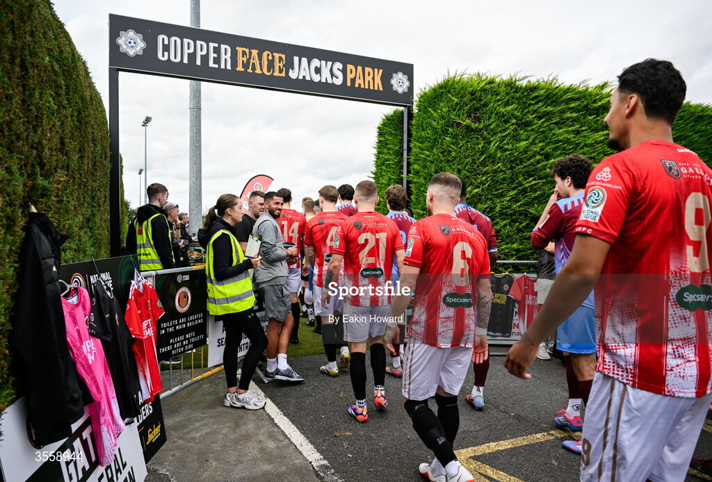 5 September 2026; Players take the pitch before the FAI National League match between Lucan United and Mervue United at Copper Face Jacks Park in Dublin. Photo by Eakin Howard/Sportsfile