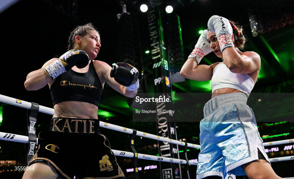 5 September 2026; Katie Taylor, left, and Flora Pili during their undisputed super lightweight championship fight at the Once Upon A Time fight night in Croke Park, Dublin. Photo by Stephen McCarthy/Sportsfile