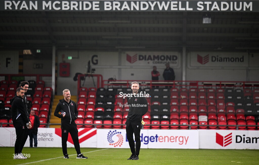 6 September 2026; Dundalk players, from left, Leo Gaxha, Harry Groome, Daryl Horgan and Rob Cornwall inspect the pitch before the Club Orange Men’s FAI Cup quarter-final match between Derry City and Dundalk at The Ryan McBride Brandywell Stadium in Derry. Photo by Ben McShane/Sportsfile