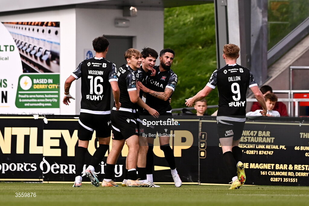 6 September 2026; Dundalk players celebrate their first goal, scored by Shane Tracey, during the Club Orange Men’s FAI Cup quarter-final match between Derry City and Dundalk at The Ryan McBride Brandywell Stadium in Derry. Photo by Ben McShane/Sportsfile