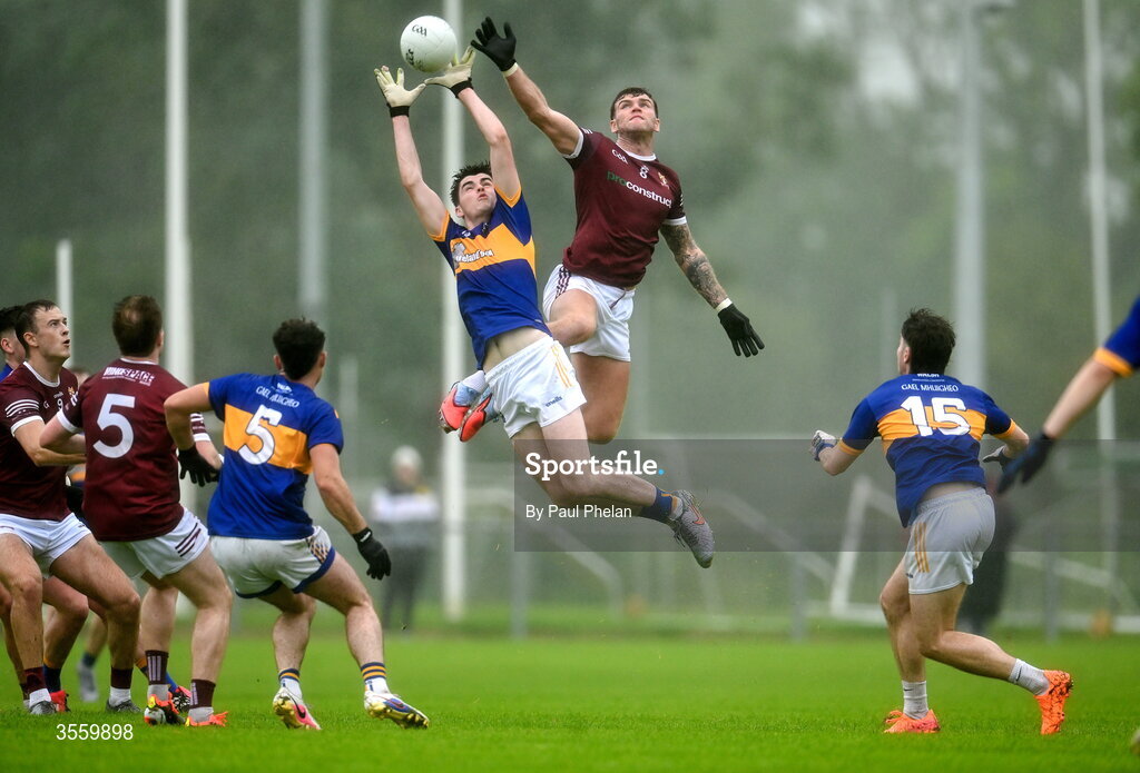 6 September 2026; Andrew Quinn of Mayo Gaels in action against Jordan Flynn of Crossmolina Deel Rovers during the Connacht Gold Senior Club Championship Group 3 match between Crossmolina Deel Rovers of Mayo and Mayo Gaels of Mayo at Charlestown Sarsfields GAA, Fr O'Hara Park, Charlestown in Mayo. Photo by Paul Phelan/Sportsfile