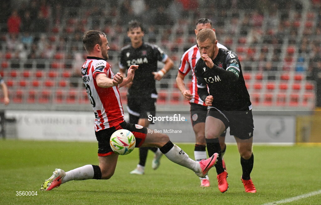 6 September 2026; Daryl Horgan of Dundalk is tackled by Cameron Dummigan of Derry City during the Club Orange Men’s FAI Cup quarter-final match between Derry City and Dundalk at The Ryan McBride Brandywell Stadium in Derry. Photo by Ben McShane/Sportsfile
