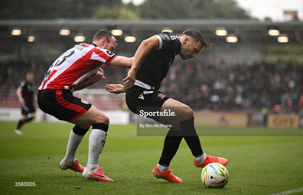 6 September 2026; John Ross Wilson of Dundalk in action against Cameron Dummigan of Derry City during the Club Orange Men’s FAI Cup quarter-final match between Derry City and Dundalk at The Ryan McBride Brandywell Stadium in Derry. Photo by Ben McShane/Sportsfile