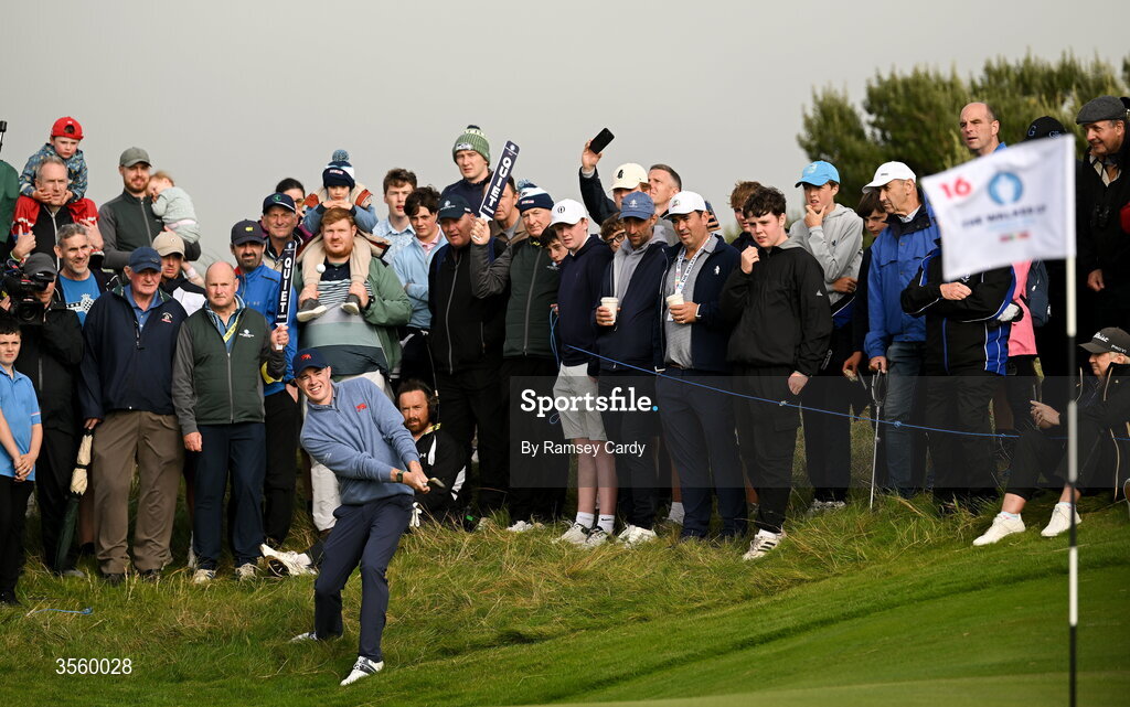 6 September 2026; Stuart Grehan of Great Britain and Ireland chips onto the 16th green during the singles matches on day two of the 51st Walker Cup at Lahinch Golf Club in Lahinch, Clare. Photo by Ramsey Cardy/Sportsfile
