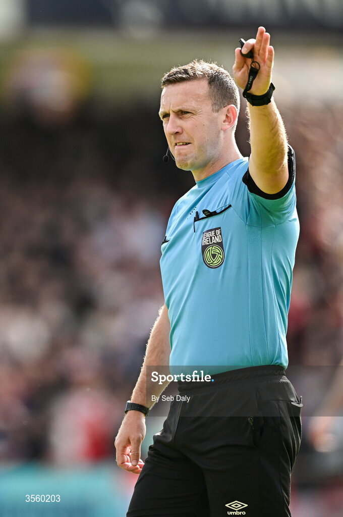 5 September 2026; Referee Paul Norton during the Club Orange Men’s FAI Cup quarter-final match between St Patrick's Athletic and Bohemians at Richmond Park in Dublin. Photo by Seb Daly/Sportsfile