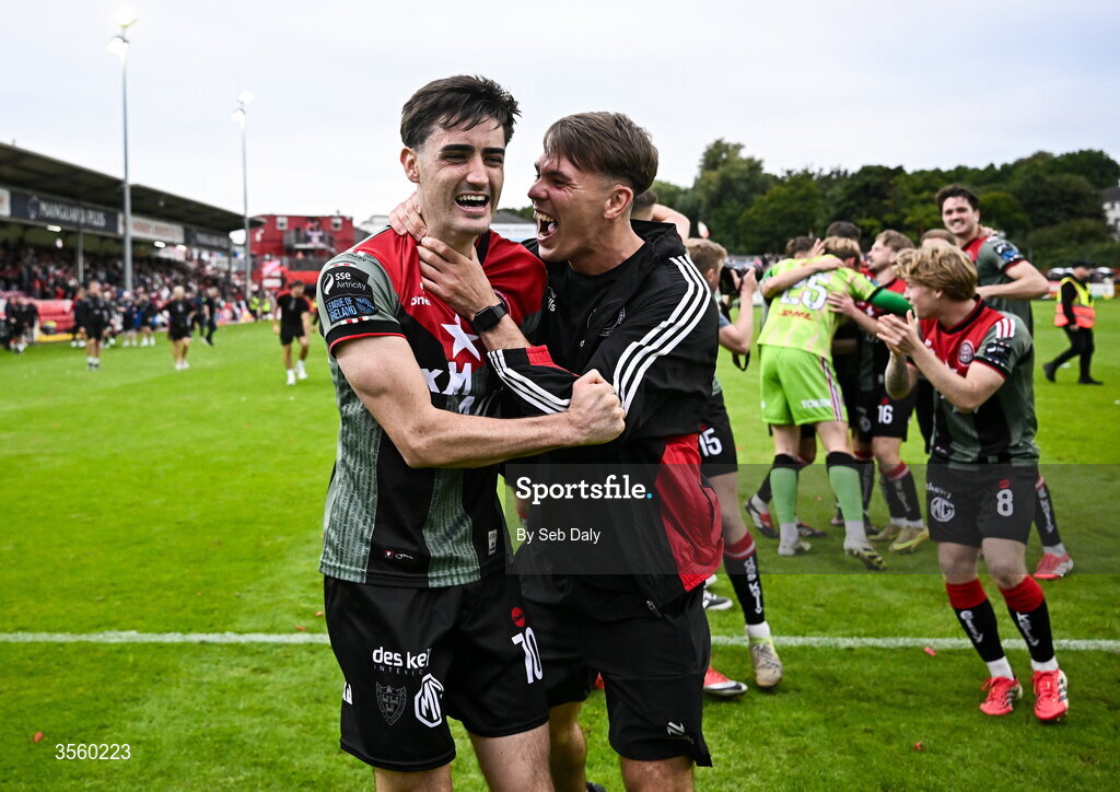 5 September 2026; Bohemians players Dawson Devoy, left, and Dayle Rooney celebrate after the Club Orange Men’s FAI Cup quarter-final match between St Patrick's Athletic and Bohemians at Richmond Park in Dublin. Photo by Seb Daly/Sportsfile
