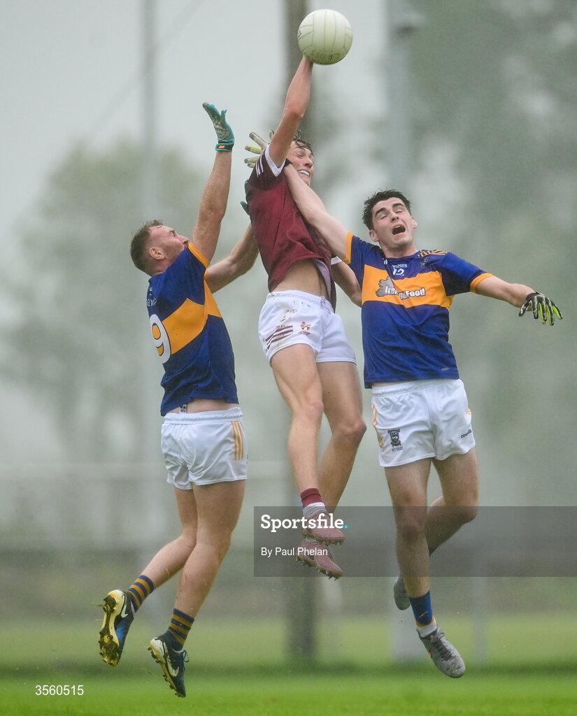 6 September 2026; Kobe McDonald of Crossmolina Deel Rovers in action against Adam Gallagher and Andrew Quinn of Mayo Gaels during the Connacht Gold Senior Club Championship Group 3 match between Crossmolina Deel Rovers of Mayo and Mayo Gaels of Mayo at Charlestown Sarsfields GAA, Fr O'Hara Park, Charlestown in Mayo. Photo by Paul Phelan/Sportsfile