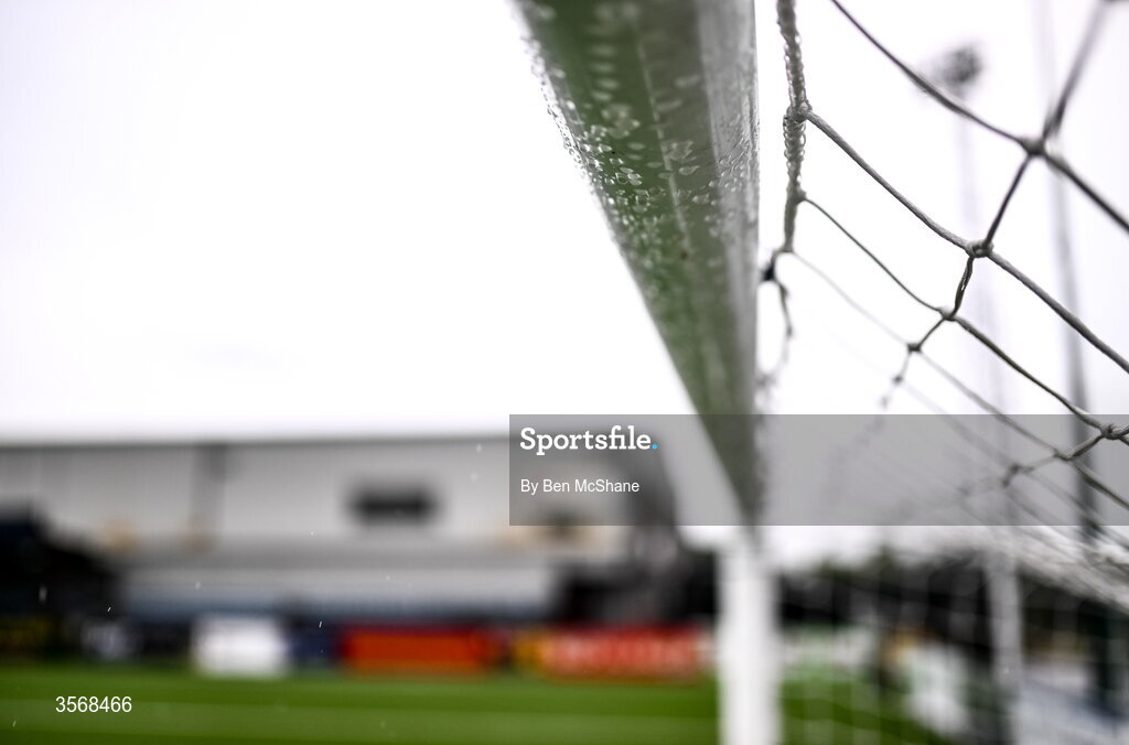 14 September 2026; Water droplets are seen on the crossbar before the SSE Airtricity Men’s Premier Division match between Dundalk and St Patrick's Athletic at Oriel Park in Dundalk, Louth. Photo by Ben McShane/Sportsfile