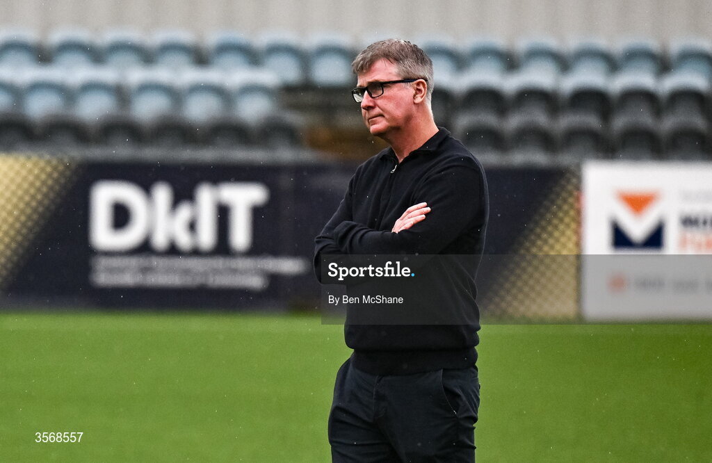 14 September 2026; St Patrick's Athletic manager Stephen Kenny before the SSE Airtricity Men’s Premier Division match between Dundalk and St Patrick's Athletic at Oriel Park in Dundalk, Louth. Photo by Ben McShane/Sportsfile