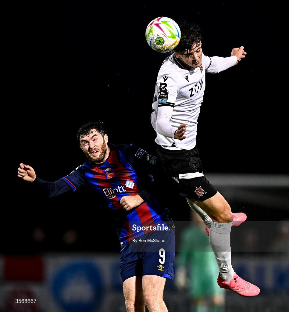 14 September 2026; Egor Vassenin of Dundalk in action against Aidan Keena of St Patrick's Athletic during the SSE Airtricity Men’s Premier Division match between Dundalk and St Patrick's Athletic at Oriel Park in Dundalk, Louth. Photo by Ben McShane/Sportsfile