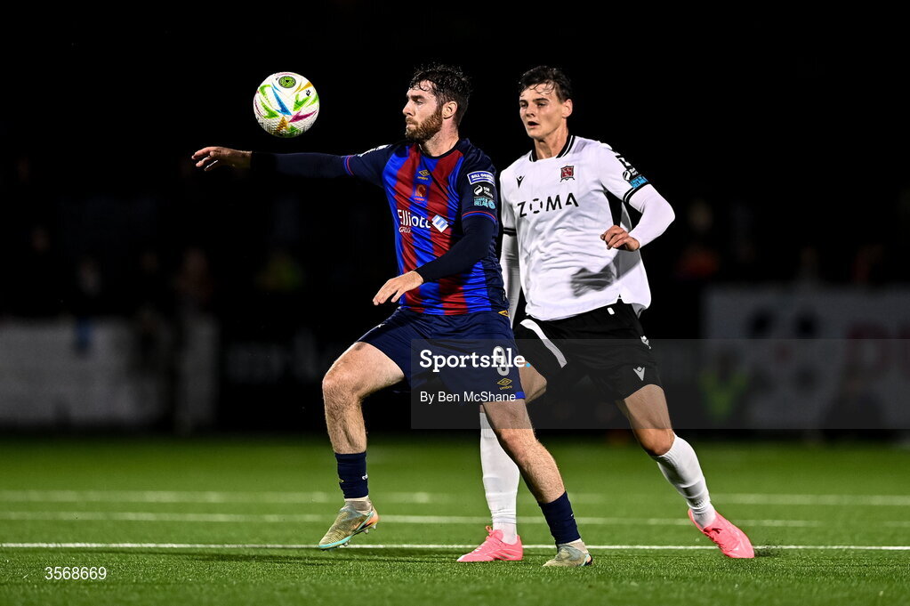 14 September 2026; Aidan Keena of St Patrick's Athletic in action against Egor Vassenin of Dundalk during the SSE Airtricity Men’s Premier Division match between Dundalk and St Patrick's Athletic at Oriel Park in Dundalk, Louth. Photo by Ben McShane/Sportsfile