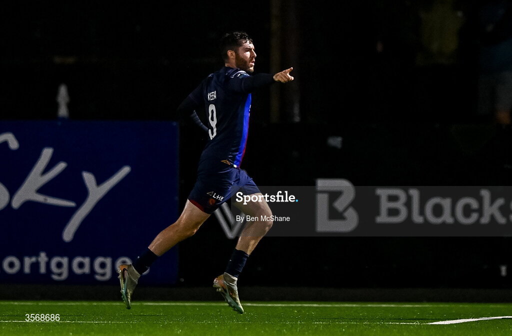 14 September 2026; Aidan Keena of St Patrick's Athletic celebrates after scoring his side's first goal during the SSE Airtricity Men’s Premier Division match between Dundalk and St Patrick's Athletic at Oriel Park in Dundalk, Louth. Photo by Ben McShane/Sportsfile