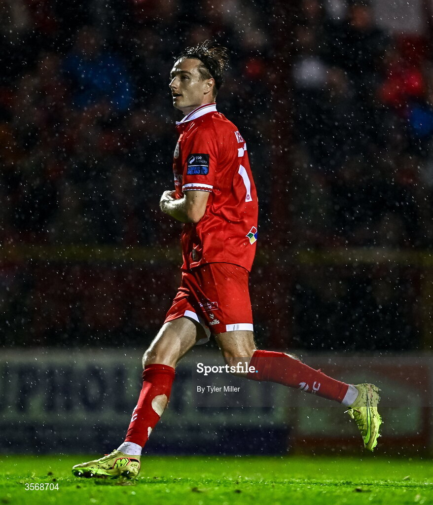 14 September 2026; Daniel Kelly of Shelbourne celebrates after scoring his side's first goal during the SSE Airtricity Men’s Premier Division match between Shelbourne and Drogheda United at Tolka Park in Dublin. Photo by Tyler Miller/Sportsfile