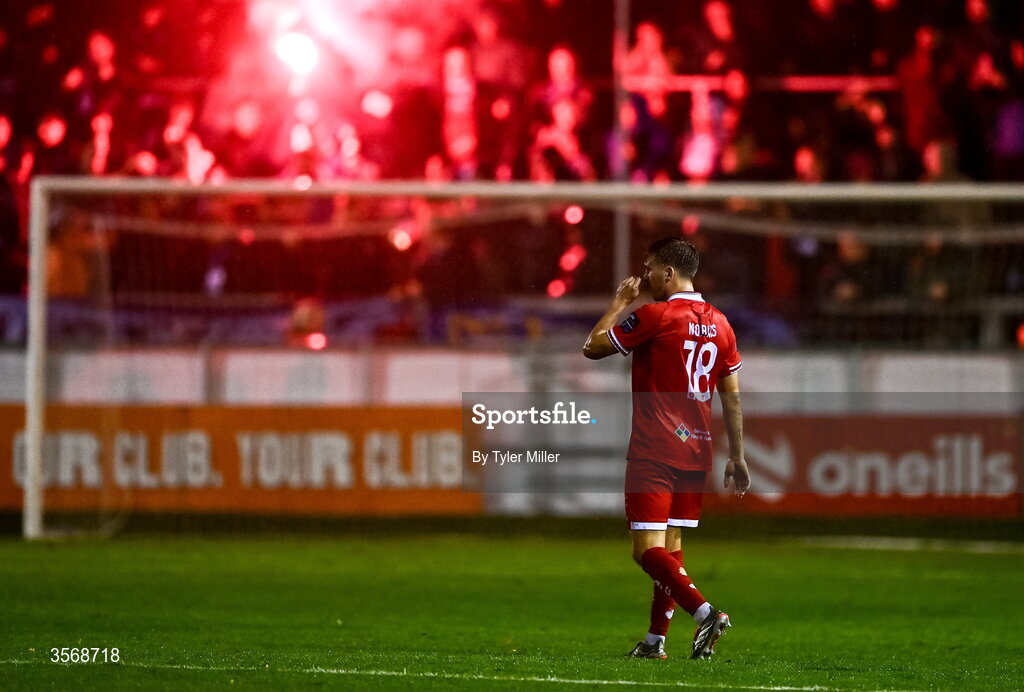 14 September 2026; James Norris of Shelbourne reacts after his side concede a first goal during the SSE Airtricity Men’s Premier Division match between Shelbourne and Drogheda United at Tolka Park in Dublin. Photo by Tyler Miller/Sportsfile