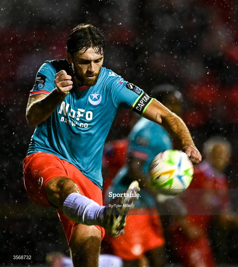 14 September 2026; Conor Keeley of Drogheda United during the SSE Airtricity Men’s Premier Division match between Shelbourne and Drogheda United at Tolka Park in Dublin. Photo by Tyler Miller/Sportsfile