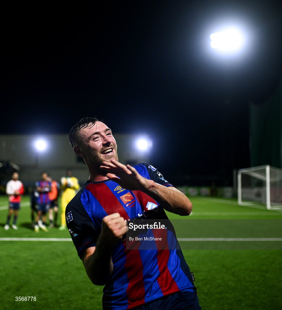 14 September 2026; Ryan Edmondson of St Patrick's Athletic celebrates after the SSE Airtricity Men’s Premier Division match between Dundalk and St Patrick's Athletic at Oriel Park in Dundalk, Louth. Photo by Ben McShane/Sportsfile
