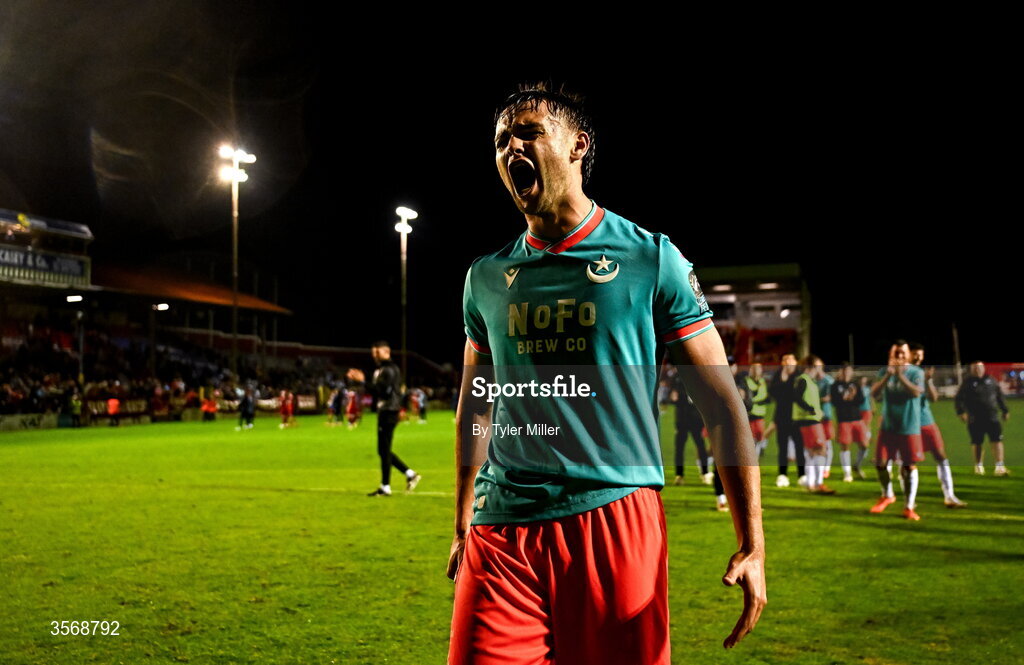 14 September 2026; Leo Burney of Drogheda United celebrates after the SSE Airtricity Men’s Premier Division match between Shelbourne and Drogheda United at Tolka Park in Dublin. Photo by Tyler Miller/Sportsfile